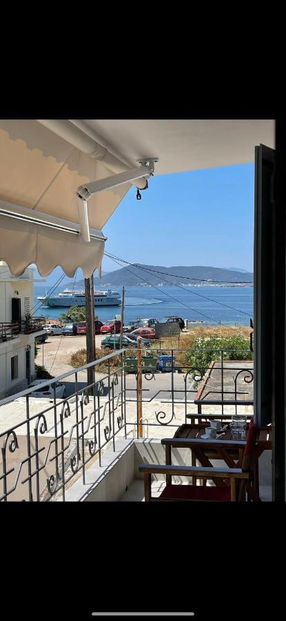 Axs First Floor Apartment Aegina Town Экстерьер фото