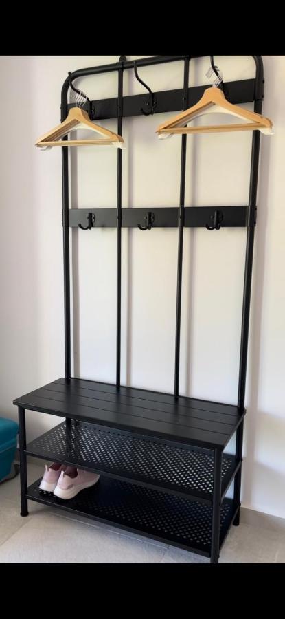 Axs First Floor Apartment Aegina Town Экстерьер фото